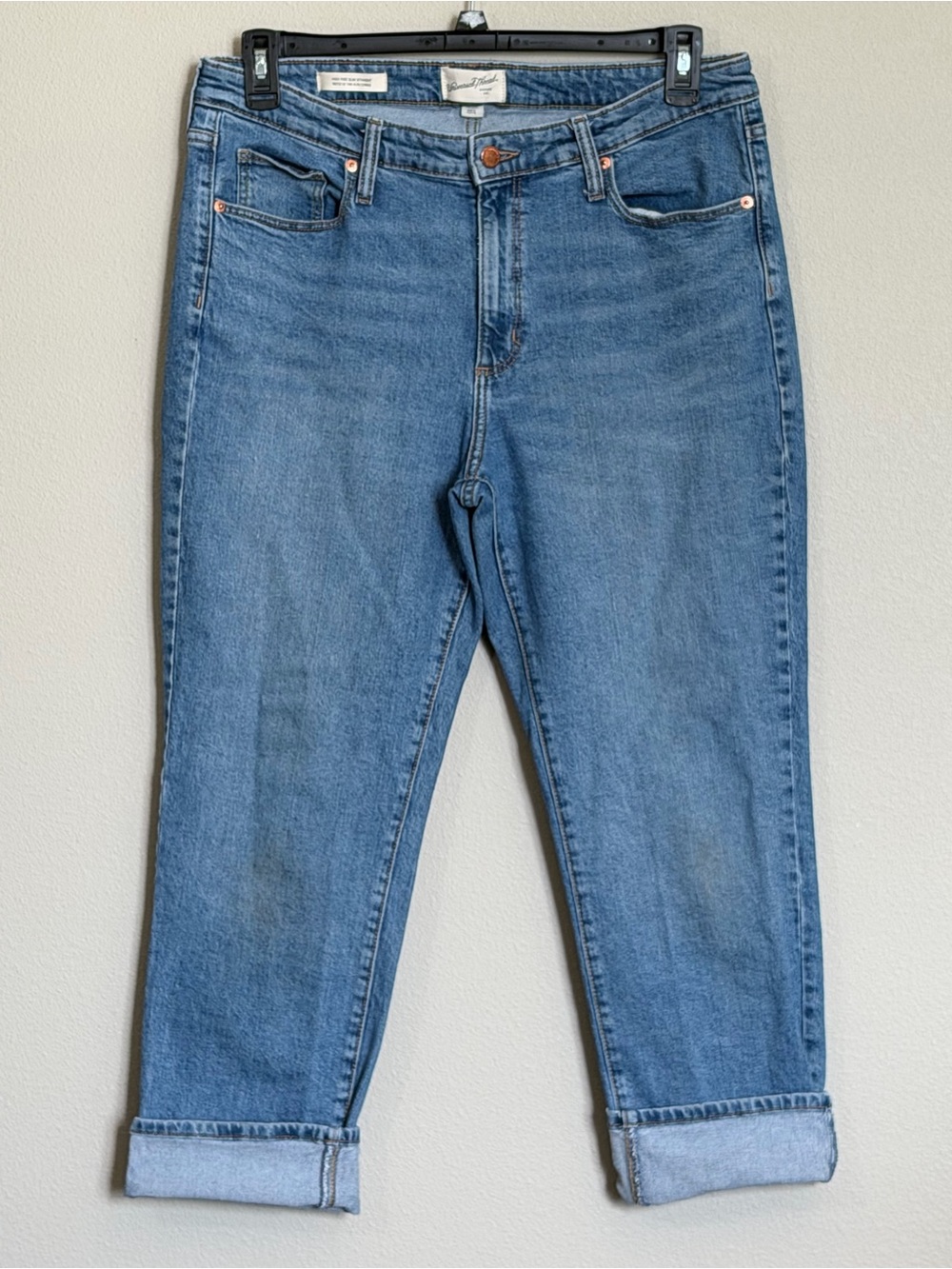 Universal Thread Blue High Rise Slim Straight Jeans, 14 (32R)